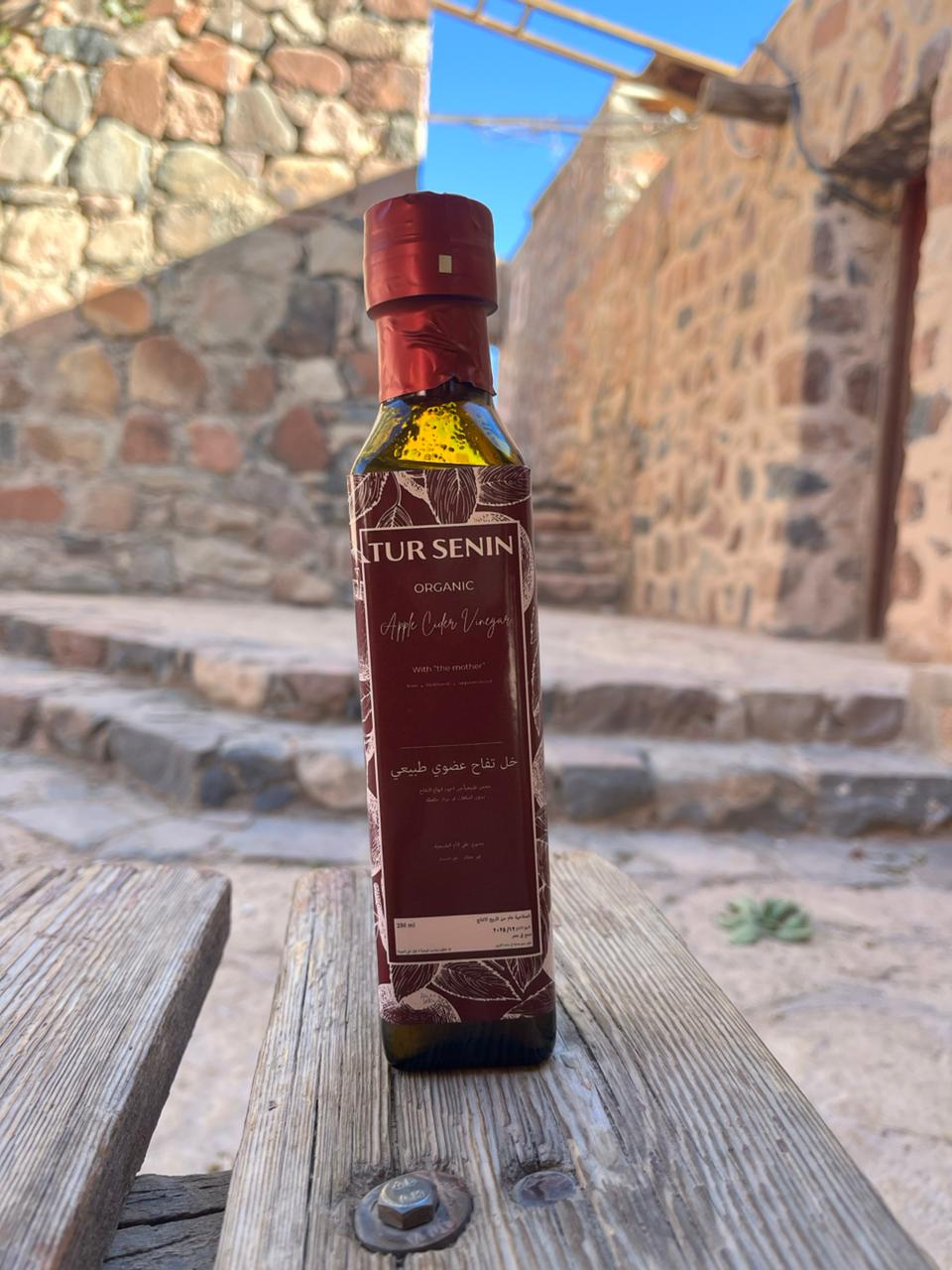 زيت زيتون بكر ممتاز كوراتينا  1 لتر +ربع لتر خل تفاح هدية