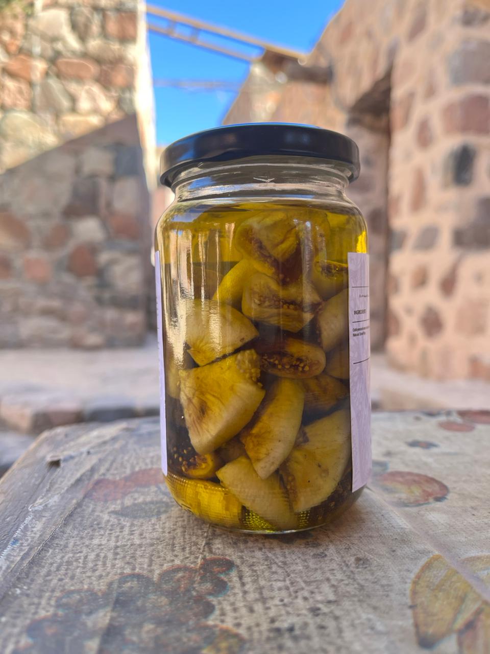 تين و زيتون - تين مجفف منقوع في زيت زيتون